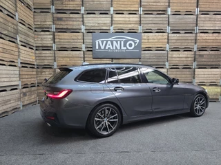 BMW 3 Serie BMW 3-serie 330e xDrive High Executive HUD Leder Navi Carplay Clima Cruise 18