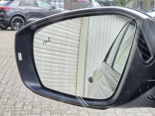 Volkswagen T-Roc Volkswagen T-Roc 1.5 TSI Sport AUTOMAAT Clima|Navi|Camera|Virtual|Nap!! - afbeelding nr 34
