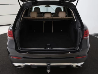 Mercedes-Benz GLC Mercedes-Benz GLC-klasse 200 Business Solution Limited | Panoramadak |  Leder | Stoelverwarming | Adaptive cruise | Trekhaak | Camera | Carplay - afbeelding nr 12