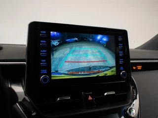 Toyota Corolla Touring Sports Toyota Corolla Touring Sports 1.8 Hybrid Business Plus Sport (APPLE CARPLAY,NAVI,CAMERA,CRUISE,CLIMATE,PDC,LED,DAB,SPORTSTOELEN) - afbeelding nr 15