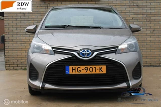 Toyota Yaris Toyota Yaris 1.5 Hybrid Aspiration 75PK Trekhaak Camera cruise - afbeelding nr 3