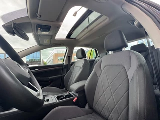 Volkswagen Golf Volkswagen Golf 1.5 TSI 110kW l Panoramadak l Navi l Adap. Cruise l Sportstoelen l Stoelverwarming V&A - afbeelding nr 14