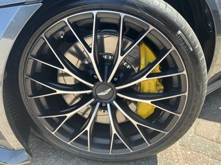 Aston Martin V8 Vantage Aston Martin V8 Vantage Roadster 4.0 360° Leer Sportzetels 21 Inch Xenon-Grey 10.487KM! - afbeelding nr 23