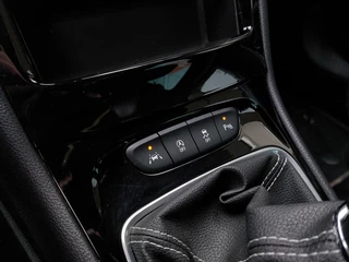 Opel Astra 1.6 Turbo 200pk Innovation 5-Deurs | 1ste Eigenaar | Navi+Apple Carplay+Android Auto | Clima | Cruise | Led Koplampen | Keyless Entry | Pdc V+A | Dodehoek+Rijstrooksensor | 16''lm | Trekhaak - afbeelding nr 17