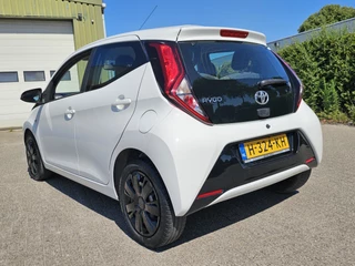 Toyota Aygo Toyota Aygo 1.0 VVT-i x-play, Camera! Carplay! Apk 3-2026! Zondag OPEN! - afbeelding nr 9