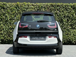 BMW i3 BMW i3 120Ah 42 kWh, PANO, NAVI, CRUISE, LED, ECC-AIRCO, CAMERA, STOELVERWARMING, LICHTMETAAL 18