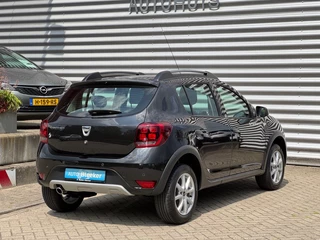 Dacia Sandero Stepway Dacia Sandero Stepway 1.0 TCE 90 Express Airco Navi Cruise Tel - afbeelding nr 2