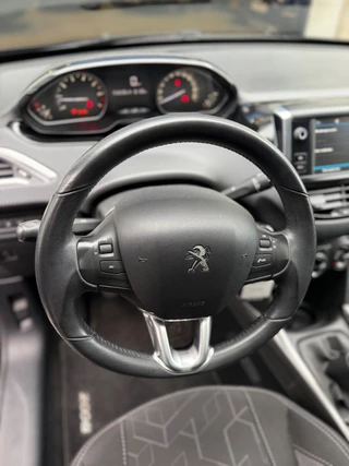 Peugeot 2008 Peugeot 2008 1.2 PureTech Blue Lion - afbeelding nr 37