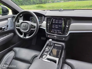 Volvo V90 Volvo V90 2.0 T8 Twin Engine AWD R-Design|Pano|Trekhaak|Leder|B&W - afbeelding nr 27