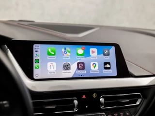 BMW 1 Serie Automaat (VIRTUAL COCKPIT, APPLE CARPLAY, GROOT NAVI, STUUR/STOELVERWARMING, ADAPTIVE CRUISE, LEDER, CAMERA, SPORTSTOELEN, DAB+, GETINT GLAS, NIEUWSTAAT) - afbeelding nr 8