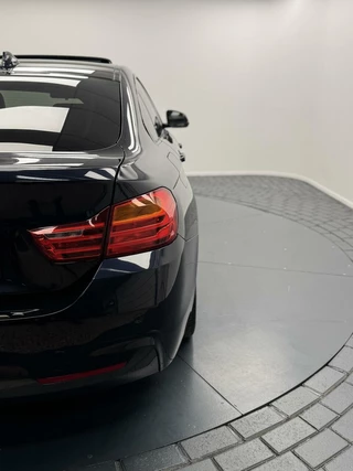 BMW 4 Serie BMW 4-serie Gran Coupé 420i Automaat-Msport-H&K-Panoramadak-Leder-Navigatie-Cr.contr-Clima-Stoelverwarming-Lm19''velgen-Parkeersensoren-Elek.achterklep - afbeelding nr 21
