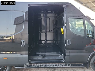 Iveco Daily Iveco Daily 35S16 Automaat Black Edition L2H2 Airco Cruise Velgen 3500kg trekgewicht 12m3 Airco Cruise control - afbeelding nr 9