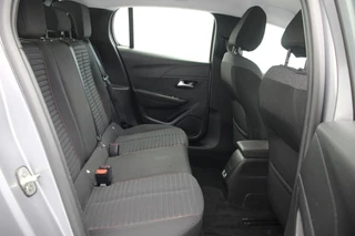 Peugeot e-208 Peugeot e-208 e-208 Active Pack 50 kWh - Carplay, Stoelverwarming, SOH 92% - afbeelding nr 17