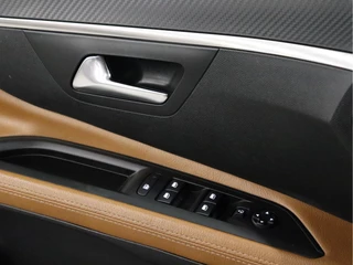 Peugeot 5008 7P [TREKHAAK, APPLE CARPLAY, ANDROID, VOL LEDER, STOELVERWARMING, CAMERA, CLIMATE CONTROL, PDC, NAVIGATIE, NIEUWSTAAT] - afbeelding nr 14