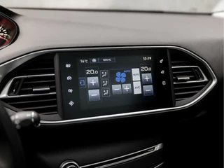 Peugeot 308 (PANORAMADAK, NAVIGATIE, CLIMATE, LEDER/ALCANTARA, CAMERA, LED KOPLAMPEN, SPORTSTOELEN, PARKEERSENSOREN, CRUISE, NIEUWE APK, NIEUWSTAAT) - afbeelding nr 24