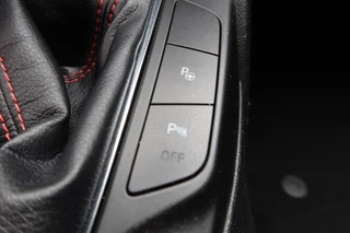Ford Focus Ford Focus 1.0 EcoBoost ST Line Business 125pk NAVI, Camera, Trekhaak, B&O, Winter pack - afbeelding nr 18