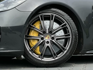Porsche Panamera Porsche Panamera Sport Turismo 4.0 Turbo S E-Hybrid, FULL OPTIONS, KERAMISCH, PANO, BURMESTER, MATRIX, CARBON, LEDER, ALCANTARA, STOELVERWARMING/VENTILATIE, LICHTMETAAL 21