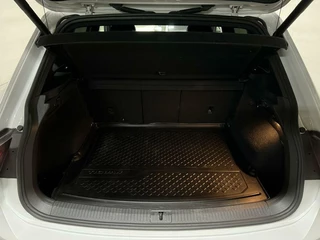Volkswagen Tiguan Volkswagen Tiguan 1.4 TSI ACT 2X R-Line Pano Virtual Trekh - afbeelding nr 48