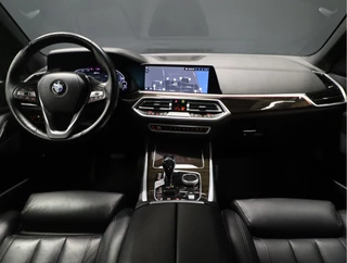 BMW X5 [ADAPTIVE CRUISE, APPLE CARPLAY, 360 CAMERA, VOL LEDER, TREKHAAK, MASSAGE, VERWARMING, MEMORY STOELEN, ELEKTRISCHE ACHTERKLEP,  NAVIGATIE, NIEUWSTAAT] - afbeelding nr 4