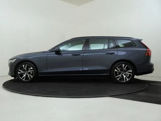Volvo V60 Volvo V60 B3 Essential Edition | Trekhaak | Dodehoekdetectie | - afbeelding nr 2