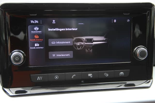 SEAT Arona SEAT Arona 1.0 TSI Reference | CarPlay | Camera | Navi | Airco | Cruise | Lane assist | Front assist | Seat connect | LMV18'' Goede banden | Rijdt erg zuinig | Hoge instap | Zeer nette auto - afbeelding nr 12