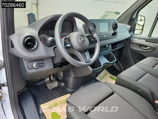 Mercedes-Benz Sprinter Mercedes Sprinter 317 CDI Automaat L2H2 Navi Airco Cruise Camera Parkeersensoren MBUX Euro6 L2 12m3 Airco Cruise control - afbeelding nr 13