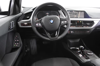 BMW 1 Serie BMW 1 Serie 116d Advantage *1ste eigenaar*Navigatie*Park assist* - afbeelding nr 24