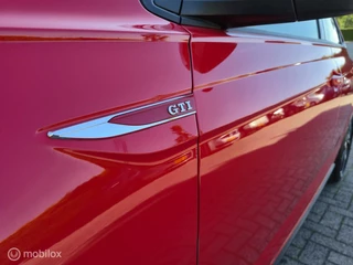 Volkswagen Polo Volkswagen Polo 2.0 TSI GTI CLIMA VIRTUAL DSG PANO BRESCIA - afbeelding nr 13