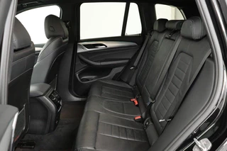 BMW X3 BMW X3 xDrive30e M Sport | Leder | Stoelverwarming |  Camera | Carplay | Sfeerverlichting | DAB | Sportstoelen | Full LED - afbeelding nr 6