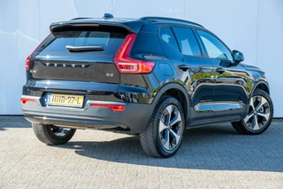 Volvo XC40 Volvo XC40 B3 Plus Dark|Park.camera|ACC|BLIS|19