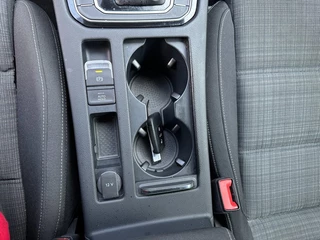 Volkswagen Passat Volkswagen Passat Variant 1.5 TSi Aut. Business Camera Trekhaak - afbeelding nr 27