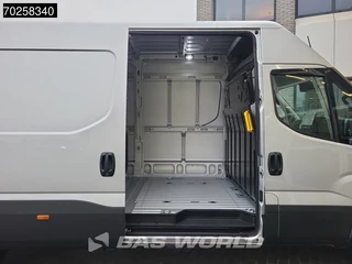 Iveco Daily Iveco Daily 35S21 210PK 3.0L Automaat 2025 model L3H2 ACC LED CarPlay Velgen Camera 16m3 Airco - afbeelding nr 8