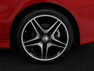 Mercedes-Benz CLA Mercedes-Benz CLA-klasse Shooting Brake 200 AMG | Panoramadak | Xenon | Stoelverwarming |  Leder/Alcantara | Navigatie | Climate control | Park Assist | Cruise control - afbeelding nr 24
