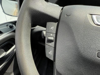 Iveco Daily Iveco Daily 35S14 2.3 Open Laadbak Pritische Airco Cruise Control Lucht Geveerde Stoel - afbeelding nr 13