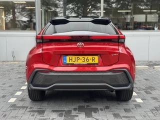 Toyota C-HR Dodenhoekdetectie, Navigatie, Parkeersensoren V + A , All-in Rijklaarprijs - afbeelding nr 21