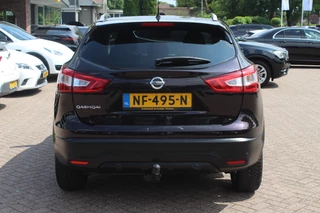 Nissan QASHQAI Nissan QASHQAI 1.2 N-Connecta / Trekhaak / Panoramadak / 360Camera / 18'' / Keyless / Navigatie / Getint glas / DAB / Cruise Control - afbeelding nr 15
