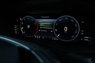 Škoda Karoq Skoda Karoq 1.5 TSI / 150 PK / DSG / Sportline / Black Edition / Virtual Cockpit / Camera / Cruise Control / Trekhaak / 19