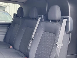 Ford Transit Custom Ford Transit Custom 320 2.5 PHEV L2H1 Limited DC 233pk | Dubbele Cabine | Dubbele zijschuifdeur | 12-weg verstel- en verwarmbare AGR Stoelen | Inklapbare trekhaak | 17 inch lichtmetalen velgen | Driver Assistance Pack Premium  | Verwarmbaar stuurwiel | Bekleding zijwand en achterdeuren (volledig)  | PRIJS EX. BTW INCL. BPM - afbeelding nr 17