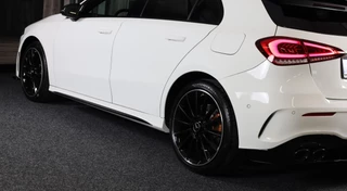 Mercedes-Benz A-Klasse Mercedes-Benz A-klasse 250 e AMG 45 Look / AUT / Digital Cockpit / Cruise Control / Sfeerverlichting / Camera / Pano / 19 Inch - afbeelding nr 43