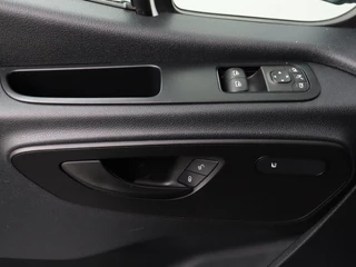 Mercedes-Benz Sprinter Mercedes-Benz Sprinter 319CDI 3.0V6 7G-Tronic Automaat L2H2 | 3500Kg Trekhaak | Led | Navigatie | Camera | Airco | Cruise | Betimmering - afbeelding nr 8