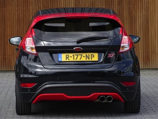 Ford Fiesta Ford Fiesta 1.6 ST 2 183PK / Milltek / ST-Line / 2016 / LED - afbeelding nr 8