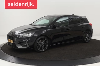 Ford Focus - 117418535-0
