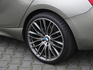 BMW 1 Serie BMW 1 Serie 118i High Ex. 2016 / M-sport / LED - afbeelding nr 13