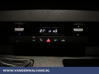 Mercedes-Benz Sprinter Cruisecontrol, Android Auto, Chauffeursstoel, Parkeersensoren, Stoelverwarming, Bijrijdersbank - afbeelding nr 4