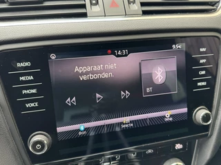 Škoda Octavia Skoda Octavia Combi 1.5 TSI Greentech Sport Business Automaat | Cruise control | Climate control | Trekhaak | Parkeersensoren achter | Zwart optiek - afbeelding nr 15