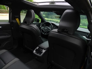 Volvo V60 Volvo V60 2.0 B4 179PK R-Design / 2021 / LED - afbeelding nr 18