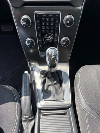 Volvo V40 Volvo V40 1.6 T4 Momentum Trekhaak, Navi, Cruise control - afbeelding nr 27