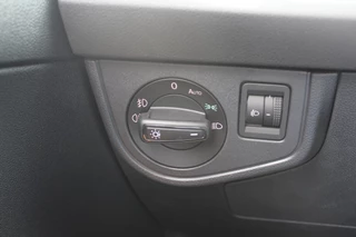 Volkswagen Polo Volkswagen Polo 1.0 TSI Highline Automaat 6.712 km! / NIEUWSTAAT! / Camera / Virtual Cockpit / Navigatie / Apple CarPlay / 16'' / Climate Control / Parkeerhulp V+A / ACC - afbeelding nr 29