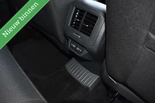 Volkswagen T-Roc Volkswagen T-Roc 1.5 TSI AUTOMAAT/NAVI & CARPLAY/LED/ACC/CLIMA/ETC.! - afbeelding nr 20