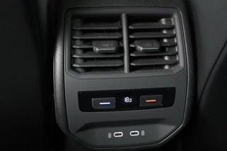 CUPRA Leon CUPRA Leon 1.4 e-Hybrid | 245pk | Panoramadak |  Stoel & stuurverwarming | Carplay | Adaptive cruise | Sfeerverlichting | Navigatie | Camera | PHEV - afbeelding nr 30